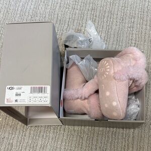 UGG Pink Shearling Baby Booties madden 02/03